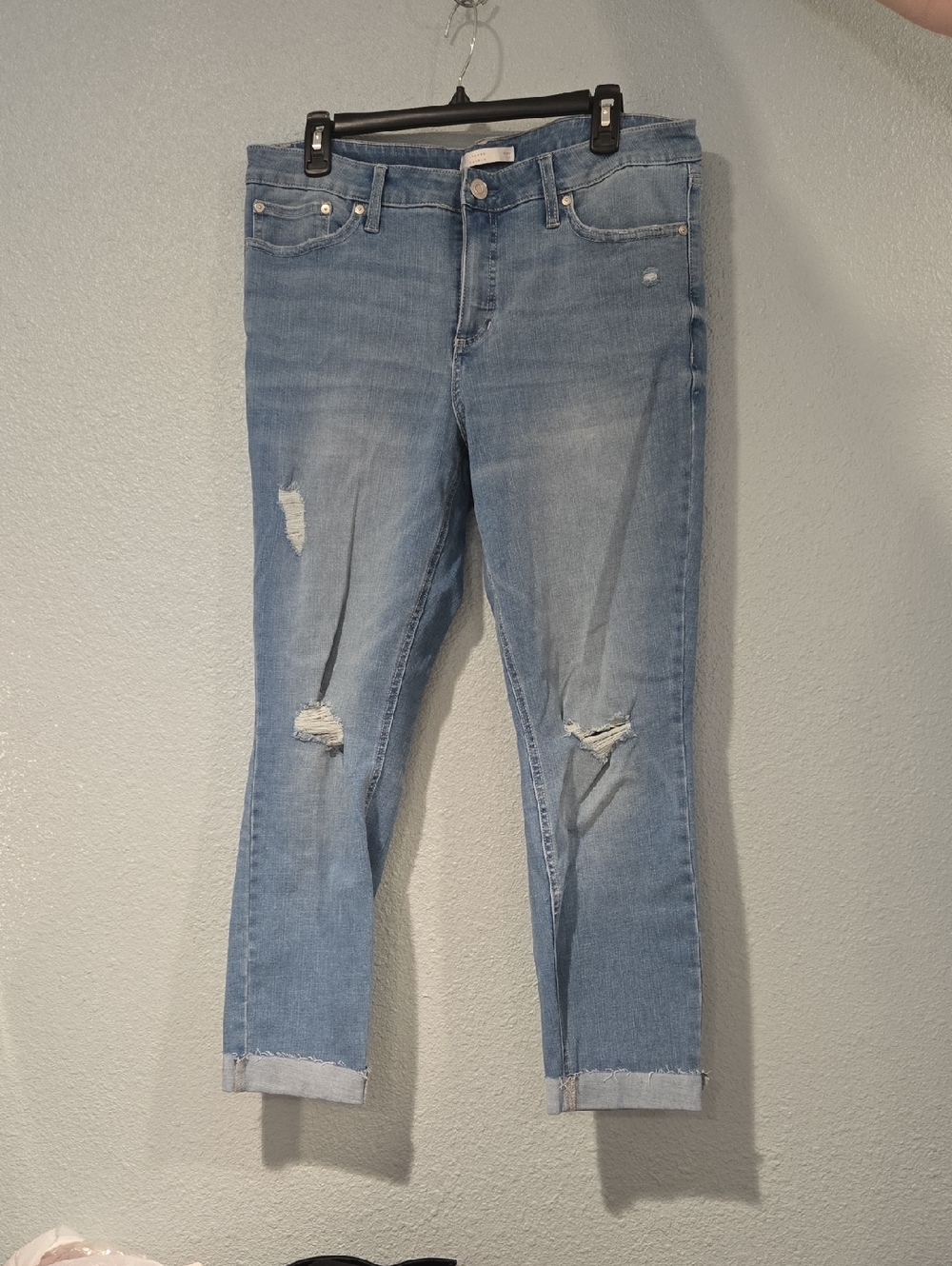 LC Lauren Conrad Light Blue Distressed Cropped Jeans